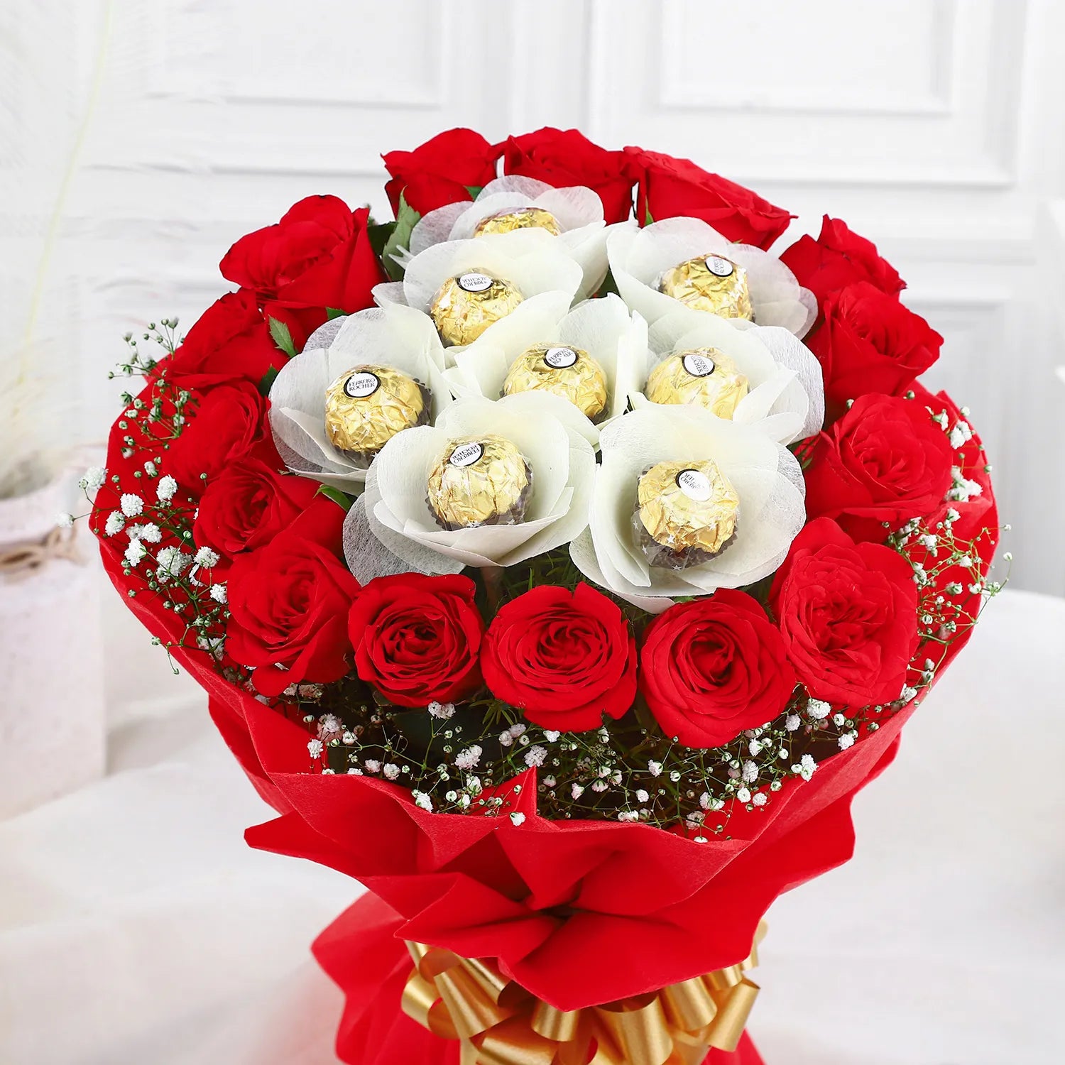 Sweetheart Surprise: Red Roses & Ferrero Delight